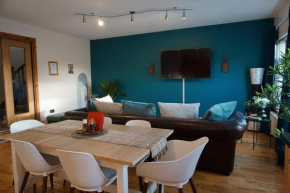 Laxey place maisonette East Belfast -private parking, transport links